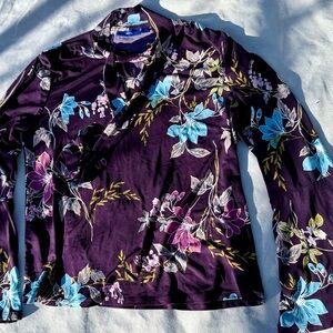 Apt. 9 Women's Floral Blouse size M with neck tie and bell sleeves